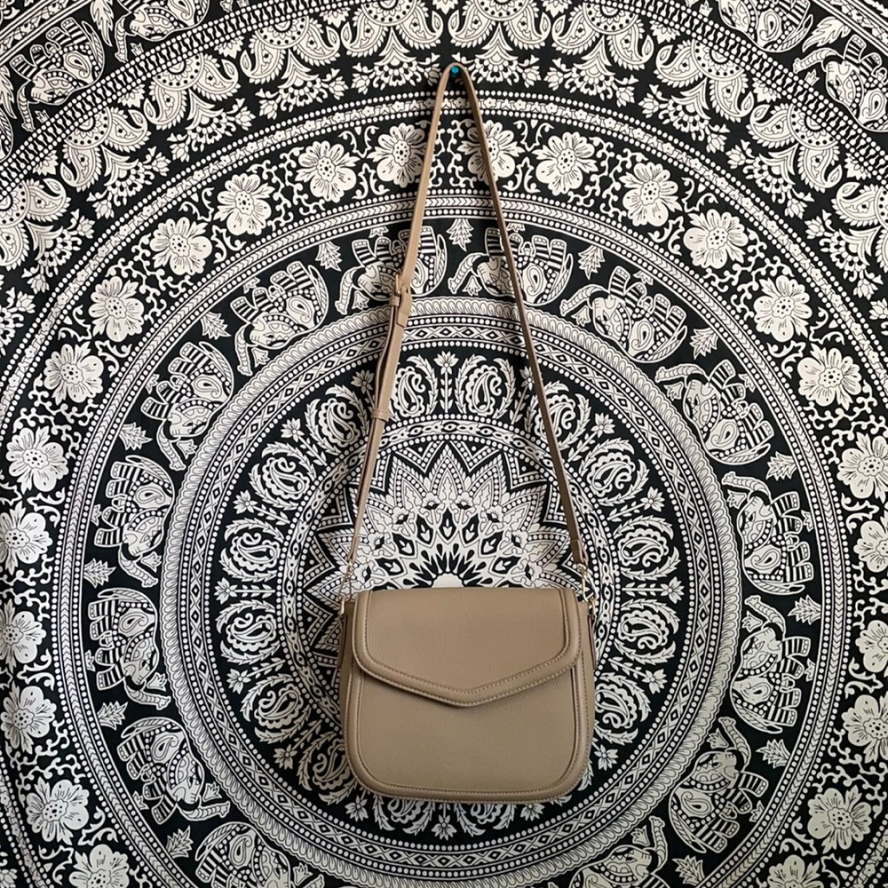 Perfect Grade Taupe Purse